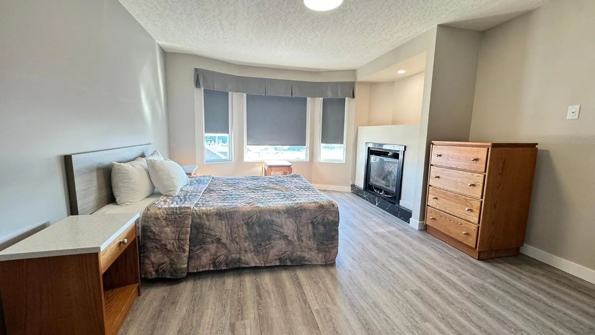 **  Western Budget Motel Leduc #3 Canada